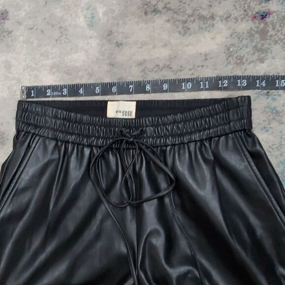Wilfred Free Faux Leather High Rise Pants with Elastic Waist Size S - Picture 9 of 10
